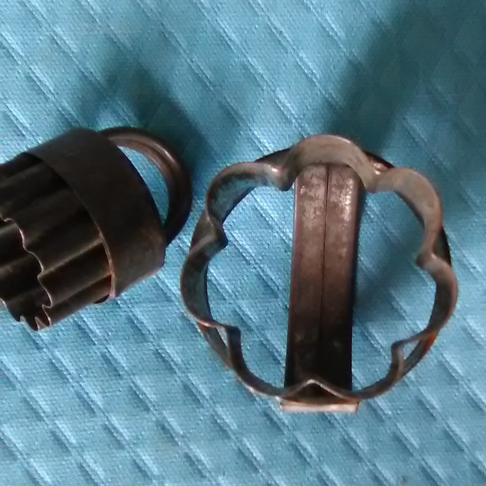 Biscuit Cutters/2 - Picture 3 of 5